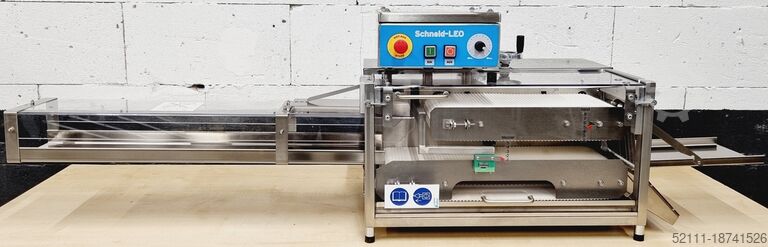 Pastry slicing machine Lochbihler Schneid Leo