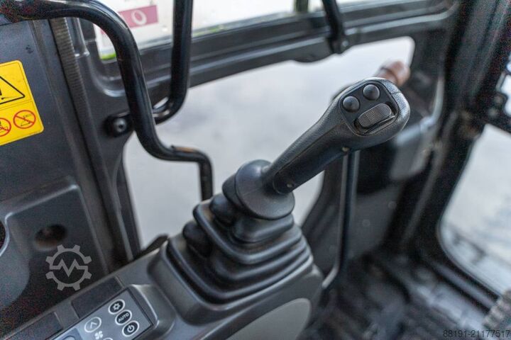 Raupenbagger CASE CX 145 D SR