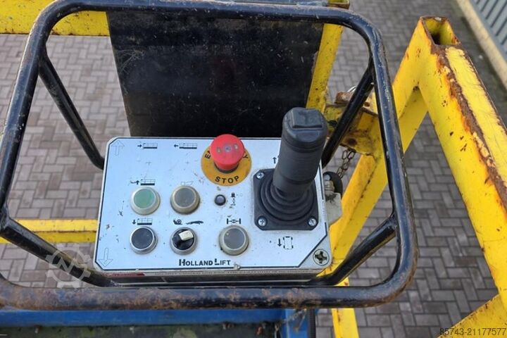 Scissor lift Holland Lift Combistar N-165EL12 Electric, 18.5m Working Height