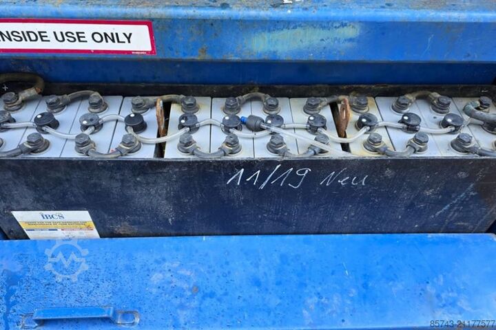 Scissor lift Holland Lift Combistar N-165EL12 Electric, 18.5m Working Height