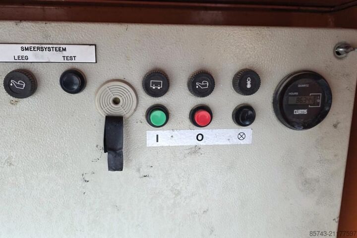 Scherenhebebühne Holland Lift G-300DL30/S Diesel, 4x4x4 Drive, 33.5m Working Hei