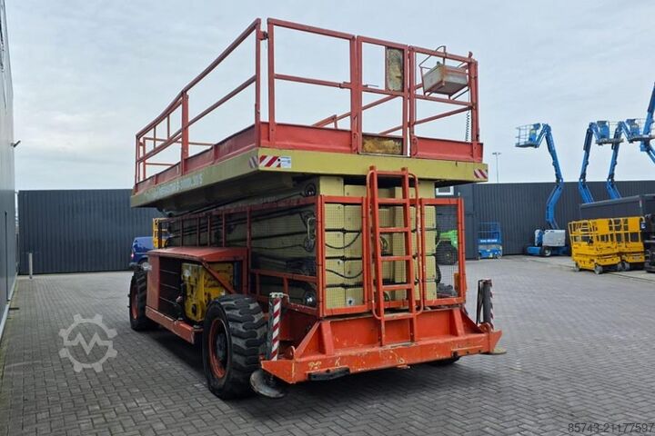 Scherenhebebühne Holland Lift G-300DL30/S Diesel, 4x4x4 Drive, 33.5m Working Hei