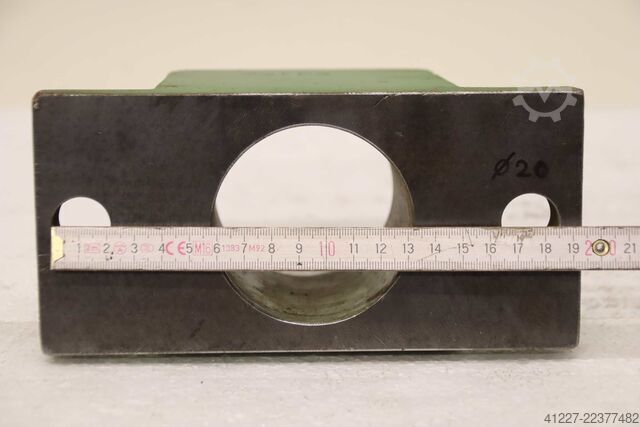 Punching tool intermediate block Mubea Aufnahme Unten