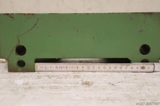 Punching tool intermediate block Mubea Aufnahme Unten