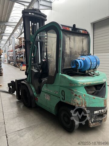 4-Rad-Gabelstapler Mitsubishi FG25N