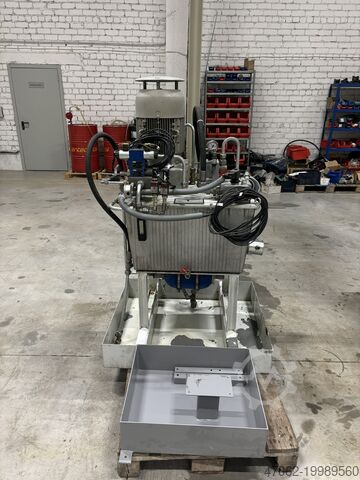 EWD bandsaw with 1800 mm wheel diameter  