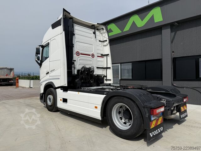 Standard tractor unit Volvo FH13.500 Globetrotter I-Save VEB-Plus