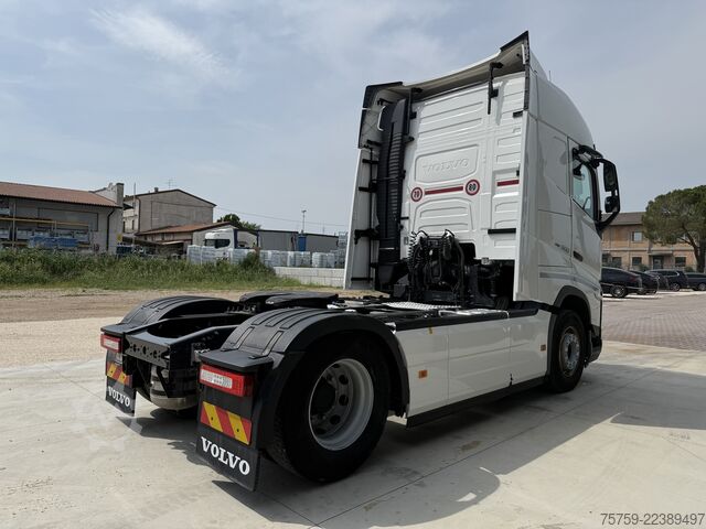 Standard tractor unit Volvo FH13.500 Globetrotter I-Save VEB-Plus