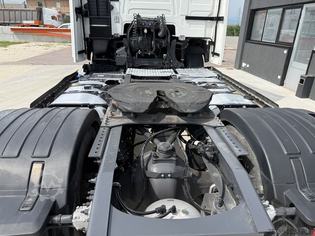 Standard tractor unit Volvo FH13.500 Globetrotter I-Save VEB-Plus