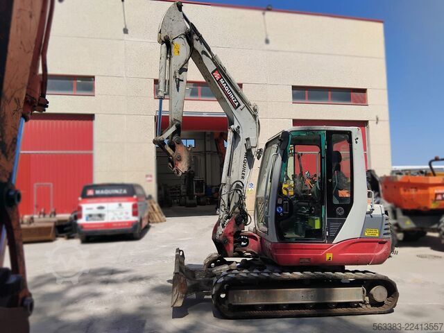 Mini excavator Takeuchi TB250