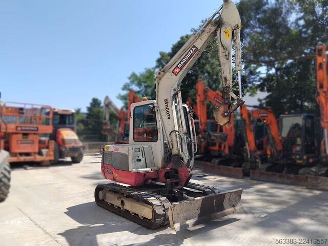 Mini excavator Takeuchi TB250