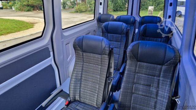 Kleinbus MAN MAN TGE 9 Sitzer Airlineboden Handicap Crafter