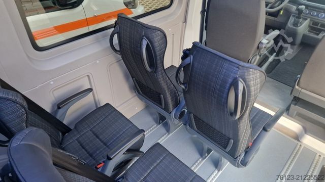 Kleinbus MAN MAN TGE 9 Sitzer Airlineboden Handicap Crafter