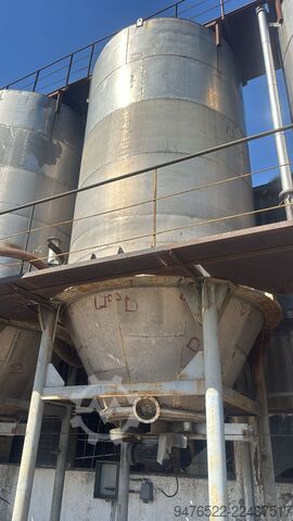 37,000-litre stainless steel tank Constructii metalice Regent Nifa Grup Bazin de inox, containere metalice