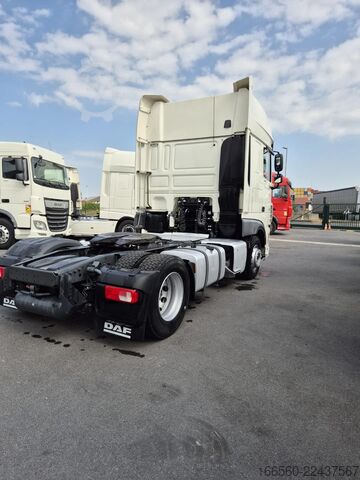 Standard-Traktor DAF XF 480 FT SUPER SPACE CAB