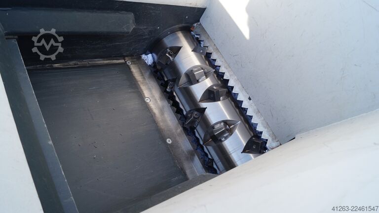 Single-shaft shredder VESPA 40/60 VGA