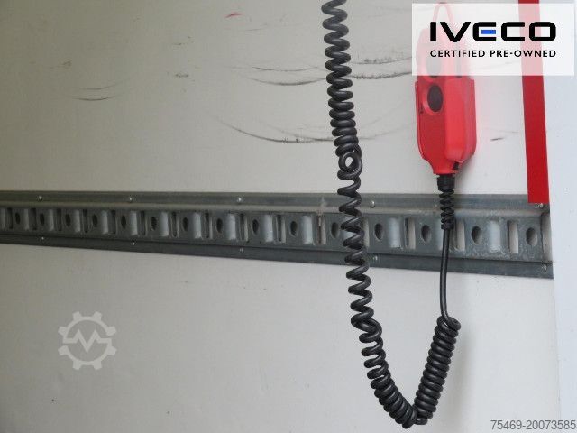 Box van IVECO 35C16H - Aktionsfahrzeug!