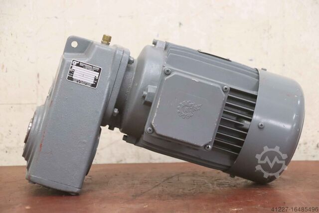 Gear motor 2.2 kW 294 rpm Nord SK 1282A100L/4  SK 100L/4