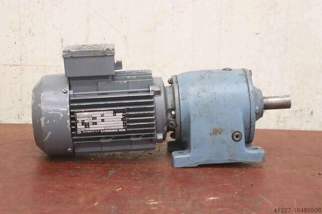 Gear motor 0.75 kW 299 rpm SEW-Eurodrive R40A  (R40)DFT80K4