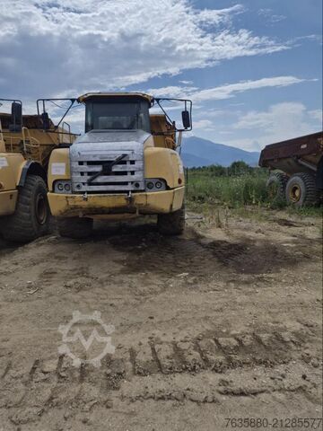 Box truck Volvo A35D