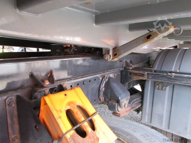 Three-sided tipper truck man TGL 12.220 4x2 BB,Palfinger PK8501,Schrottspinne
