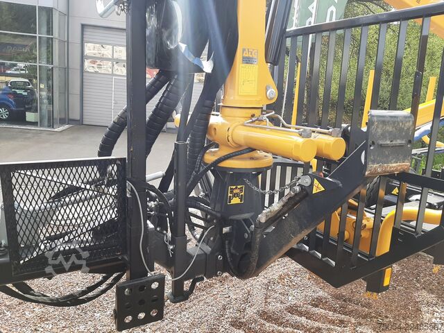 Log trailer Uniforest Rückehänger Uniforst 6.34 mit Kran