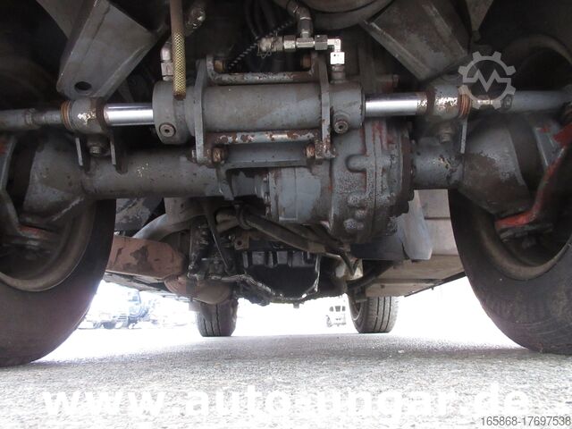 Kommunale Zweckgesellschaft Boschung L3 Laveuse Kärcher Hochdruckreiniger