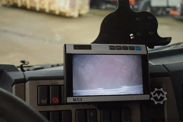 Suitcase Volvo FE 250