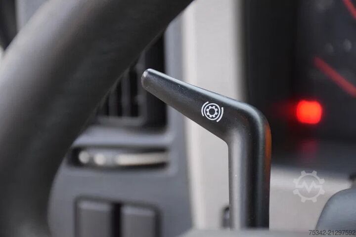 Suitcase Volvo FE 250