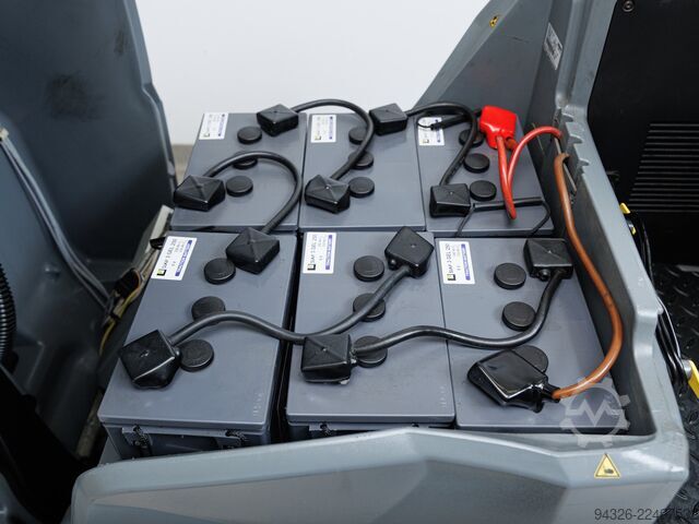 Hako Scrubmaster B75 R - NEUE BATTERIEN Kärcher B 150 R Bp D90 - 2015y - 7200m²/h