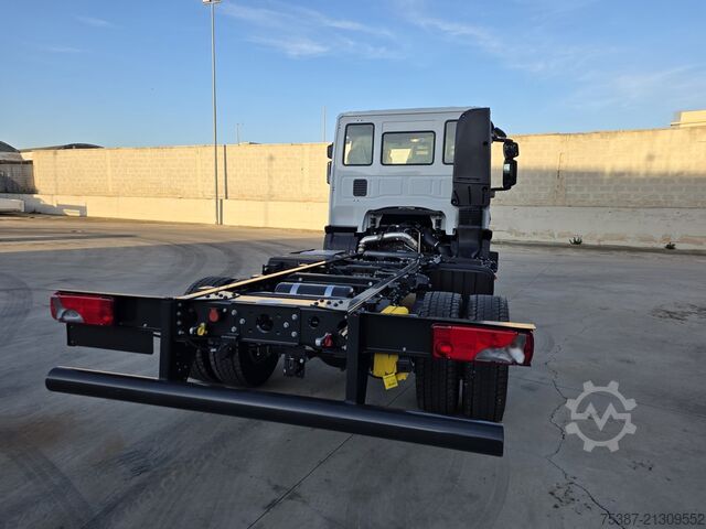 Truck chassis Iveco 120EL25P