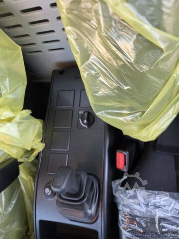 Truck chassis Iveco 120EL25P