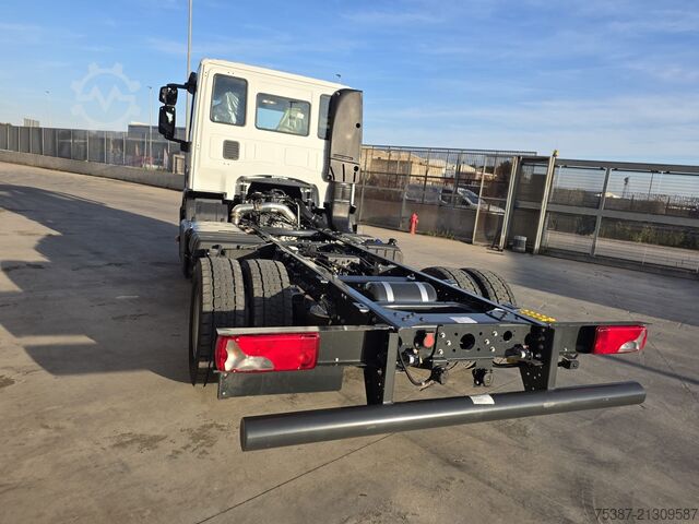 Truck chassis IVECO 120EL25K