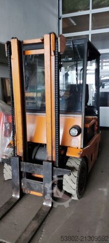 Forklift Still Vollkabine 2,5t