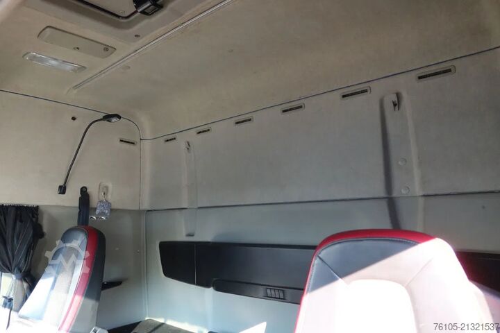 Box body Volvo FM 420 6x2 Bak + Dhollandia klep 1500 kg + Aanh...