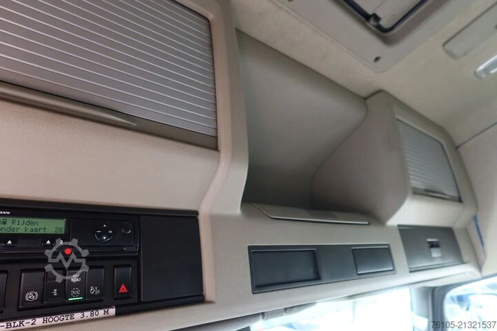 Box body Volvo FM 420 6x2 Bak + Dhollandia klep 1500 kg + Aanh...