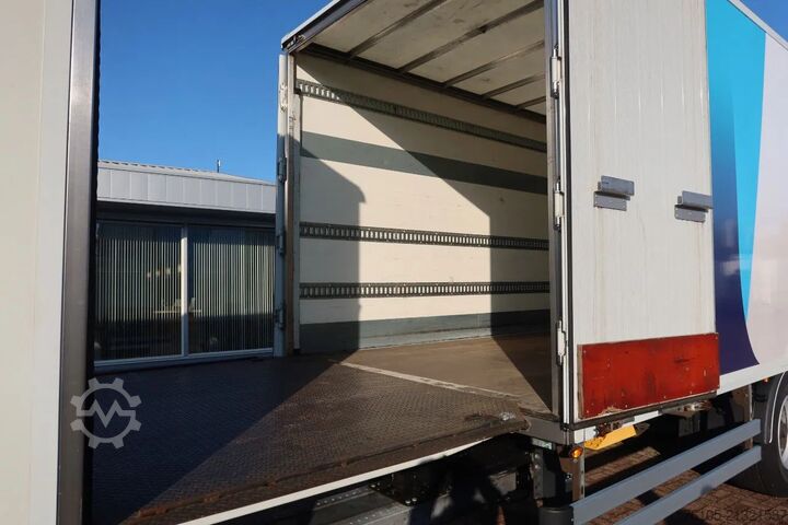 Box body Volvo FM 420 6x2 Bak + Dhollandia klep 1500 kg + Aanh...