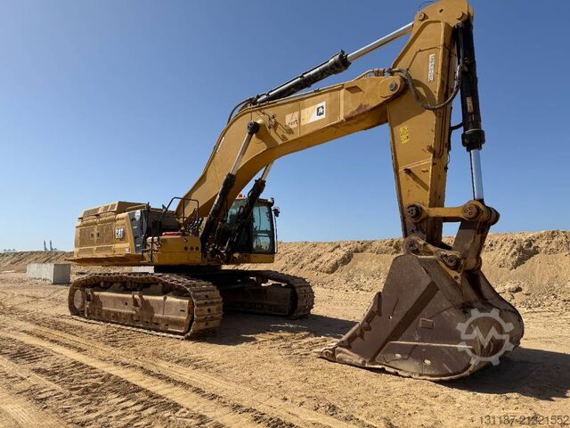 Crawler excavator CAT 395 (Saudi Arabia)