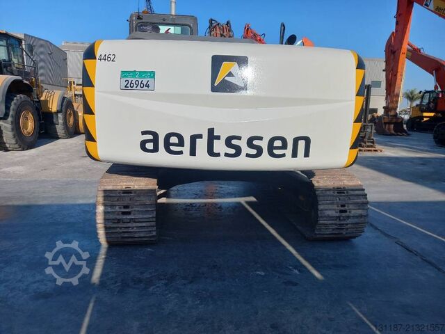 Crawler excavator Hitachi ZX220LC (Abu Dhabi)