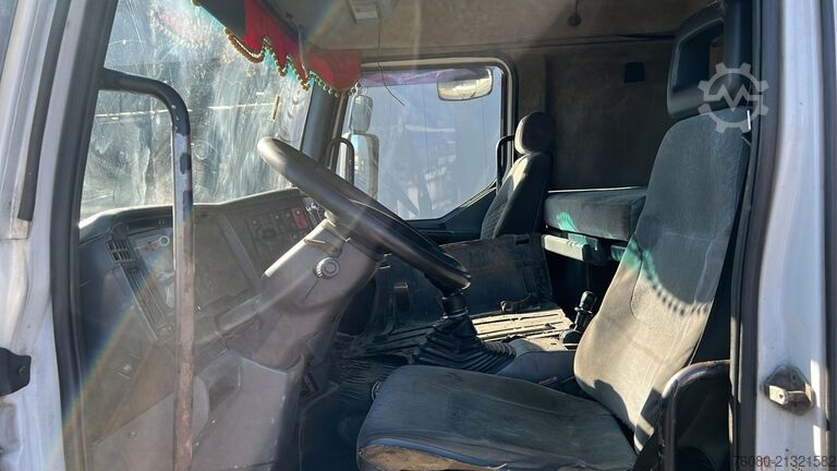 Standard tractor Renault Premium 400 (POMPE MANUELLE / MANUAL PUMP / EUR...