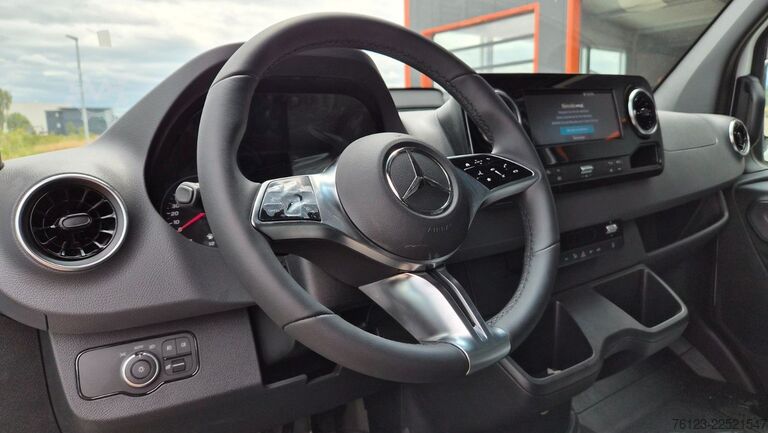 Kastenwagen hoch MERCEDES-BENZ Sprinter III Kasten  519 CDI RWD 4x 4 Allrad
