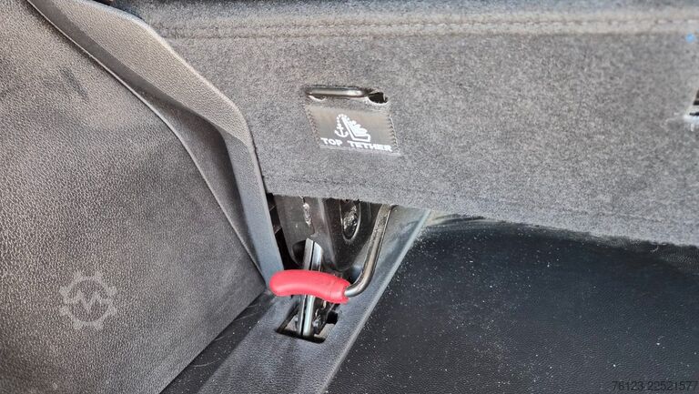 Kleinbus Citroën SpaceTourer Opel Zafira Plus M 9 Sitzer