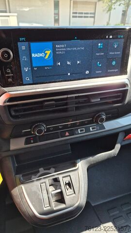 Kleinbus Citroën SpaceTourer Opel Zafira Plus M 9 Sitzer