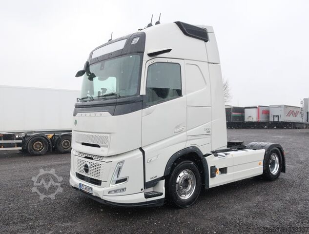 Standard SZM Volvo FH 500 Aero TC Leder Alufelgen LED Retarder
