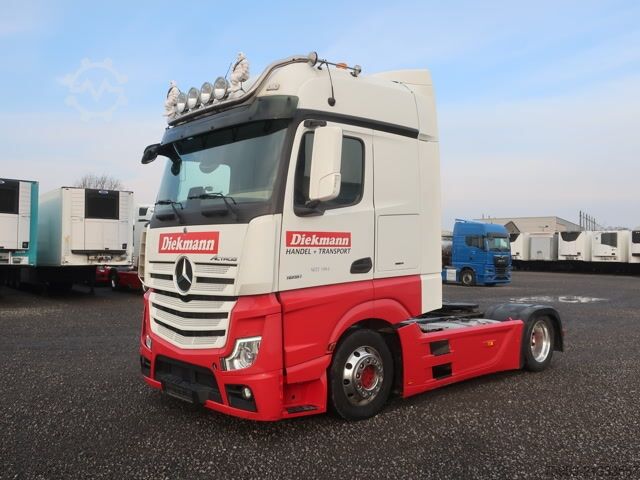 Volumen SZM Mercedes Benz 1851 LSNRL Actros Bigspace Alu Xenon Navi Retarder