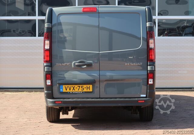 Hochdachkombi Renault Trafic 2.0 Blue dCi 150 L2H1 AUT/ NAVI/ CRUISE/...