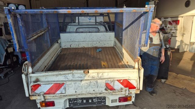 Transporter mit Kipper PIAGGIO Piaggio S85 Kipper