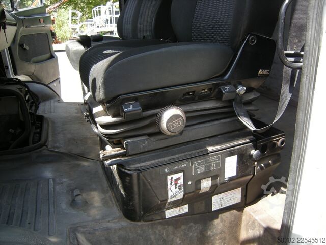 Transporter mit Kipper Mercedes-Benz Vario 816 Kipper