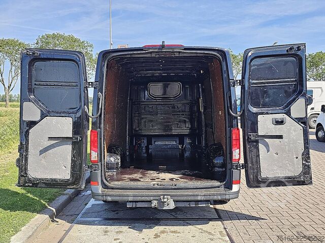 Hochdachkombi VW CRAFTER 35 2.0 TDI 140 DSG L2H1