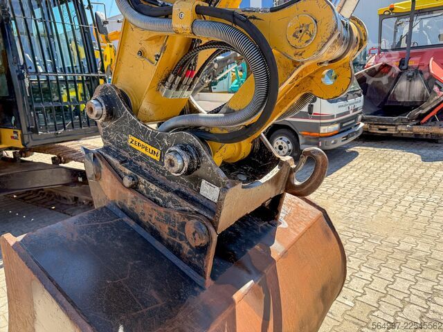 Chain excavator Caterpillar 323FL Kettenbagger OQ70/75 vollhydr.